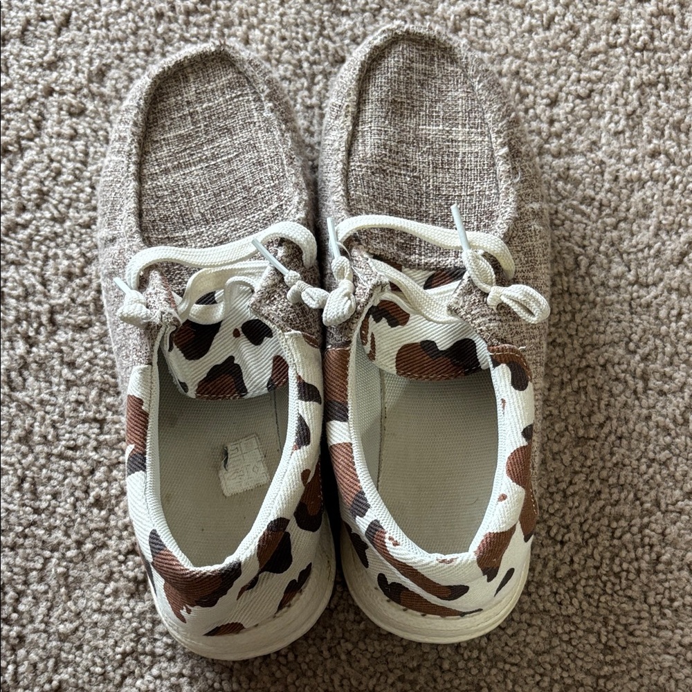 Stylish womens Canvas Shoes - Brown and White knock off hey dudes